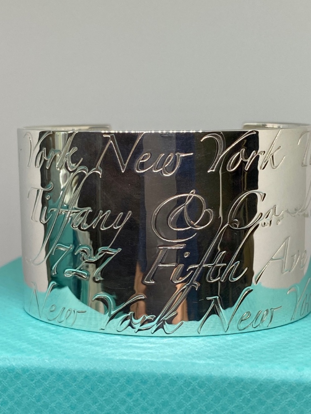 New Tiffany & Co Sterling Silver Notes Collection Wide Script Cuff Bracelet - Picture 5 of 7